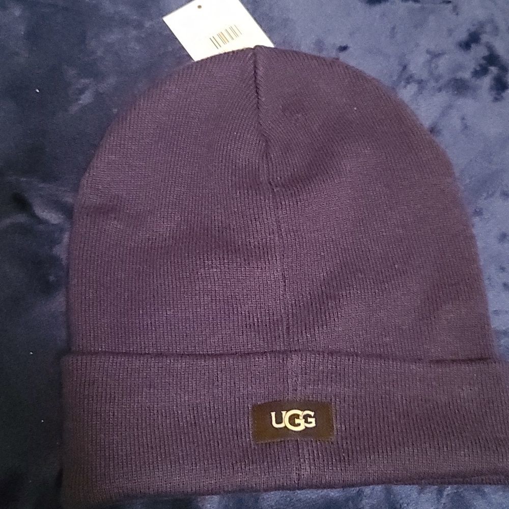 Navy blue beanie